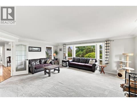 Photo 9 of 897 WAWN Road, Westsyde, Kamloops