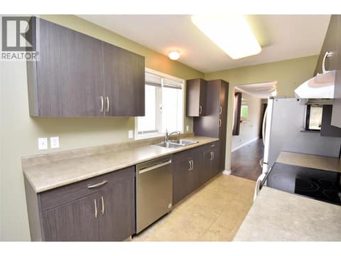 Photo 17 of 3906 Pleasant Valley Road Unit# 19, Harwood, Vernon