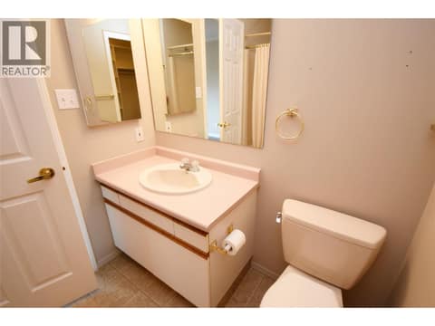 Photo 43 of 3906 Pleasant Valley Road Unit# 19, Harwood, Vernon