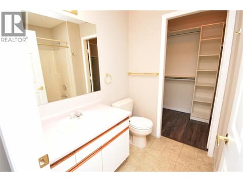 4pc ensuite at 3906 Pleasant Valley Road Unit# 19, Harwood, Vernon
