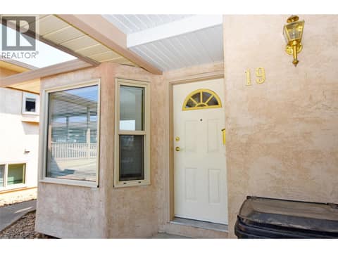 Photo 9 of 3906 Pleasant Valley Road Unit# 19, Harwood, Vernon