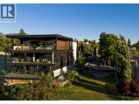 Photo 1 of 581 & 571 Vancouver Avenue, Uplands/Redlands, Penticton