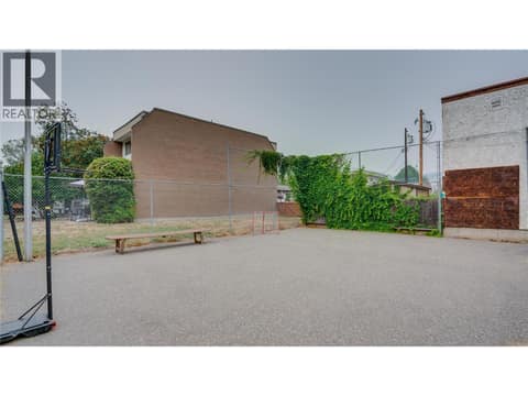 Court at 4100 24 Avenue Unit# 131, City of Vernon