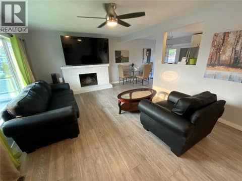 Photo 8 of 1134 WOODLANDS Drive, Columbia/Duncan, Penticton