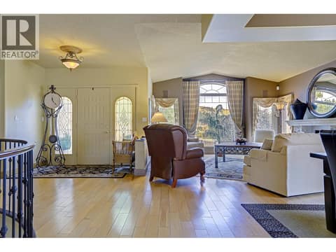 Photo 5 of 301 Country Estate Place, City of Vernon