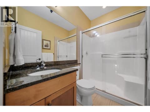 Full Bathroom - Main Level at 2450 Radio Tower Road Unit# 279, Oliver Rural