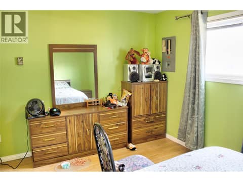 Photo 11 of 2860 Willowdale Drive, Armstrong/ Spall.