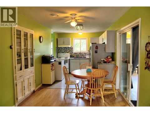 Photo 6 of 2860 Willowdale Drive, Armstrong/ Spall.