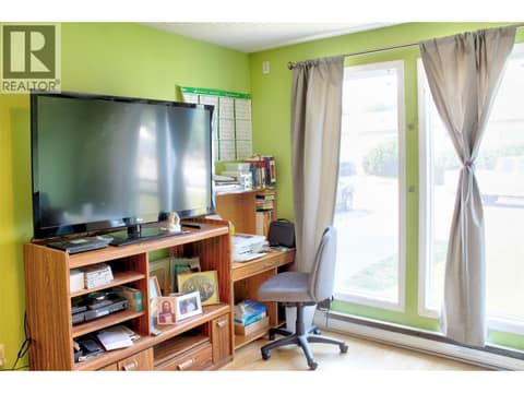 Photo 9 of 2860 Willowdale Drive, Armstrong/ Spall.