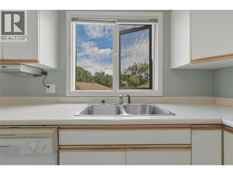 Photo 7 of 3850 Argyle Avenue Unit# 15, Mission Hill, Vernon