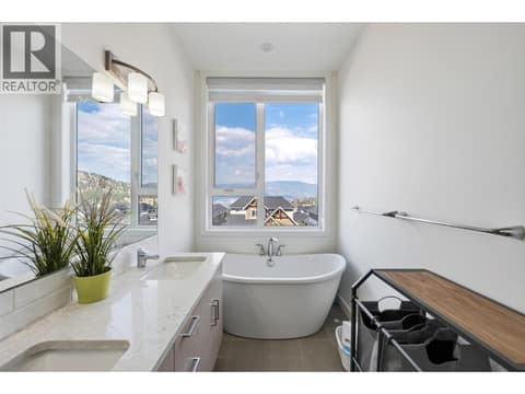Photo 19 of 1076 SYER Road, Columbia/Duncan, Penticton