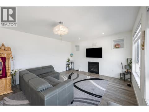 Photo 35 of 1076 SYER Road, Columbia/Duncan, Penticton