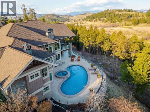 Photo 7 of 622 Jigger Place, Predator Ridge, Vernon