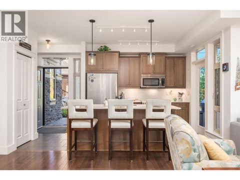 Photo 12 of 333 Longspoon Drive Unit# 19, Predator Ridge, Vernon