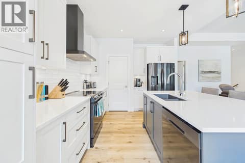 Photo 11 of 187 Echo Ridge Drive, Wilden, Kelowna