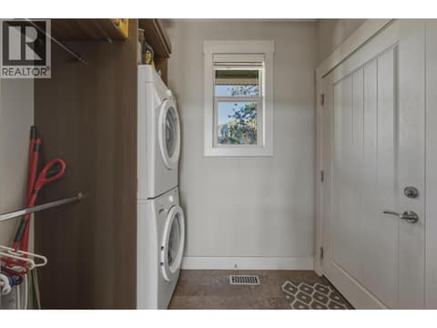 Photo 15 of 8964 Davidson Place, Adventure Bay, Vernon