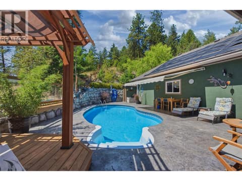 Photo 4 of 594 Mountain Drive, Okanagan North, Vernon