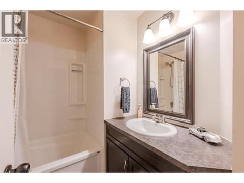 Photo 12 of 9705 SARGEANT Street, Main Town, Summerland