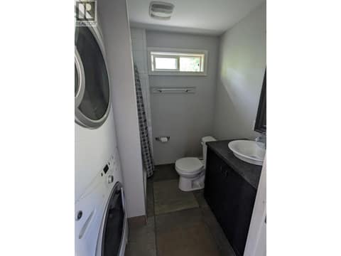 Detached Non-conforming Suite at 9705 SARGEANT Street, Main Town, Summerland