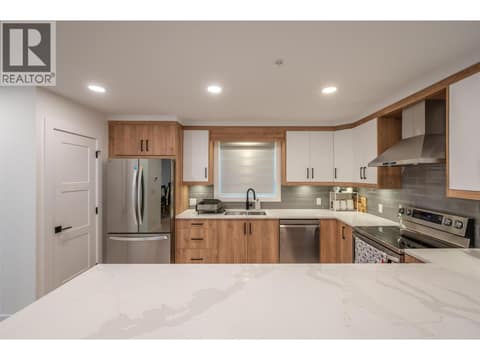 Photo 6 of 10615 ELLIOTT Street Unit# 106, Main Town, Summerland