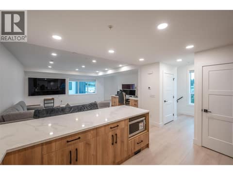 Photo 7 of 10615 ELLIOTT Street Unit# 109, Main Town, Summerland
