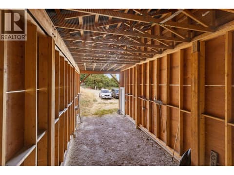 Photo 10 of 528 Snowsell Street N, North Glenmore, Kelowna