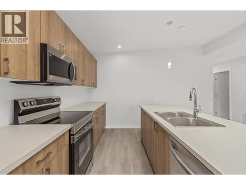 Monarch Floor Plan shown with Beach Interior at 8900 Jim Bailey Road Unit# 115, Lake Country East / Oyama, Kelowna
