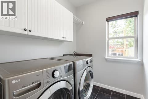 Laundry room at 2538 Copper Ridge Drive, Smith Creek, West Kelowna