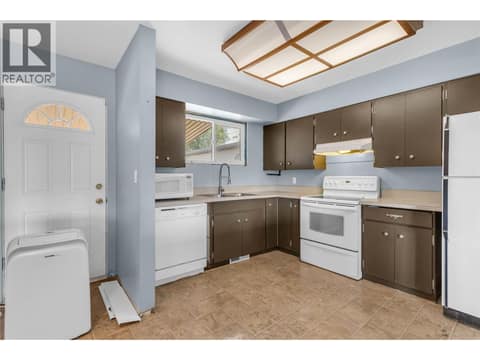 Photo 11 of 240 Petch Road, Rutland South, Kelowna