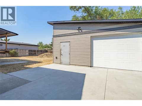 Photo 34 of 240 Petch Road, Rutland South, Kelowna