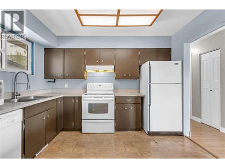 Spacious kitchen at 240 Petch Road, Rutland South, Kelowna