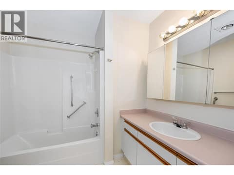 Ensuite at 3805 30 Avenue Unit# 112, City of Vernon