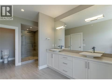 Ensuite Bathroom at 3303 Water Birch Circle, McKinley Landing, Kelowna