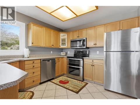 Photo 19 of 124 Sarsons Road Unit# 17, Middleton Mountain Vernon
