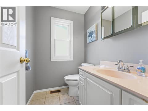 Photo 27 of 124 Sarsons Road Unit# 17, Middleton Mountain Vernon