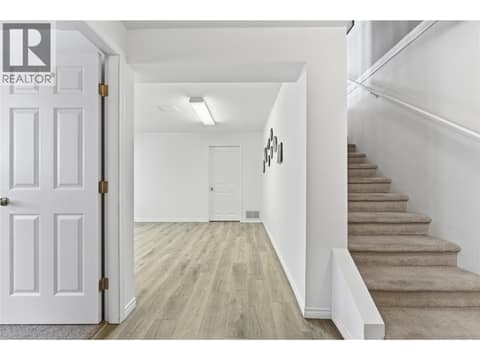 Photo 28 of 124 Sarsons Road Unit# 17, Middleton Mountain Vernon