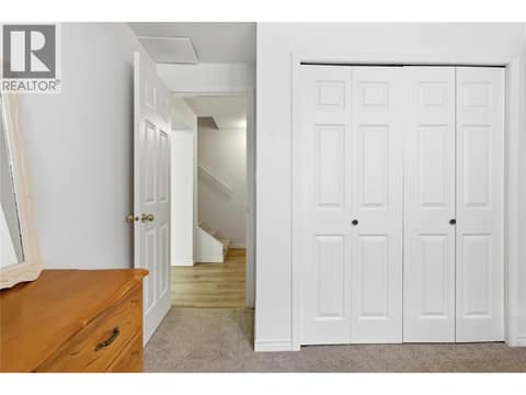 Photo 32 of 124 Sarsons Road Unit# 17, Middleton Mountain Vernon
