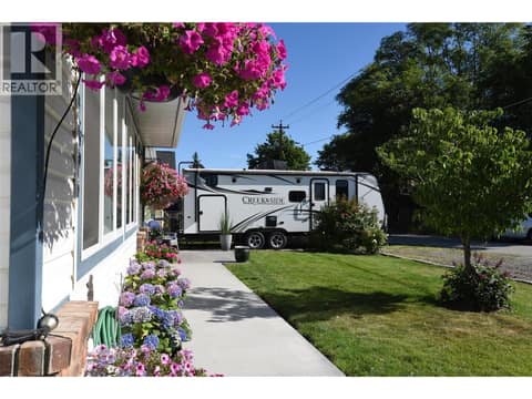 Photo 3 of 11414 Adams Avenue, Main Town, Summerland