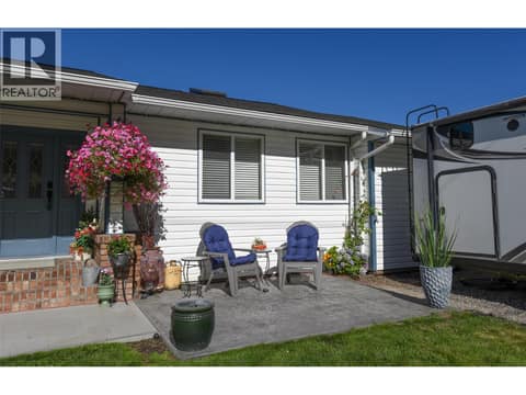 Photo 4 of 11414 Adams Avenue, Main Town, Summerland