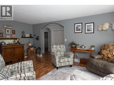 Photo 6 of 11414 Adams Avenue, Main Town, Summerland