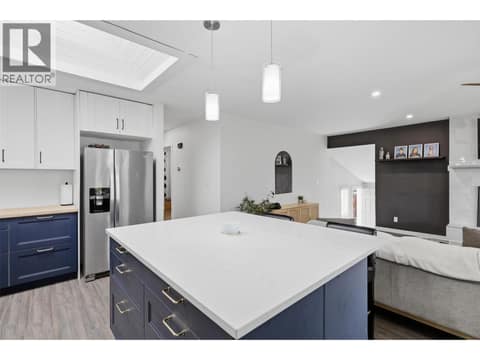 Photo 13 of 728 DRIFTWOOD Place, Westmount, Kamloops
