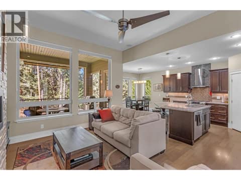 Photo 12 of 4157 Gallaghers Fairway S, South East Kelowna