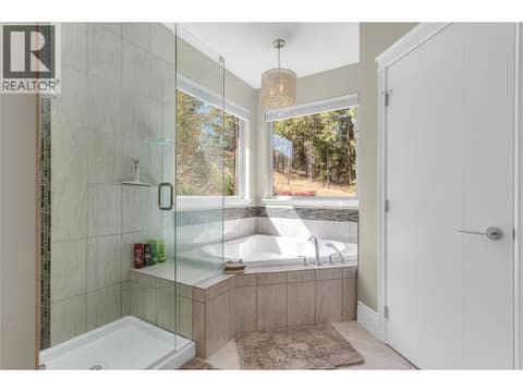 Photo 16 of 4157 Gallaghers Fairway S, South East Kelowna