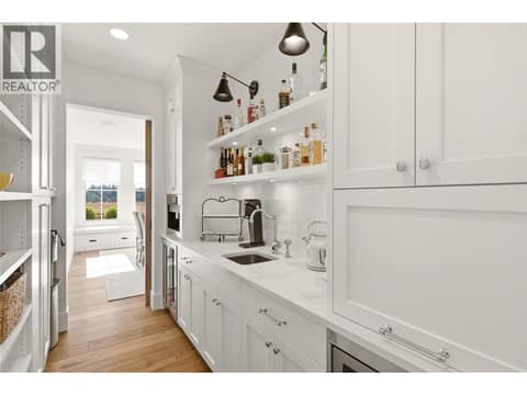 Butler Pantry at 4588 Sallows Road, South East Kelowna