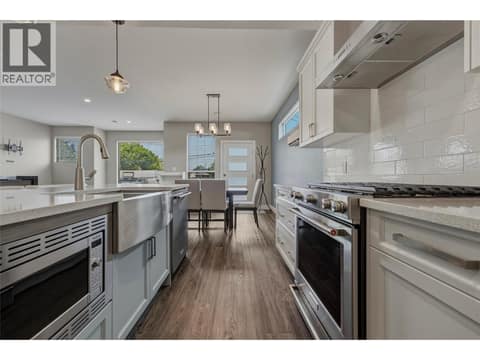 Photo 10 of 1804 46 Avenue Unit# 2, Harwood, Vernon