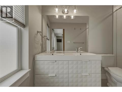 Photo 21 of 1804 46 Avenue Unit# 2, Harwood, Vernon
