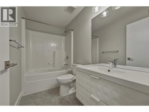 Photo 23 of 1804 46 Avenue Unit# 2, Harwood, Vernon