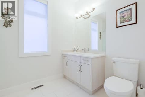 Photo 20 of 2241 Rojem Road, Dilworth Mountain, Kelowna