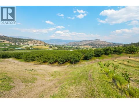 Photo 20 of 9827 Gillard Avenue, Summerland Rural