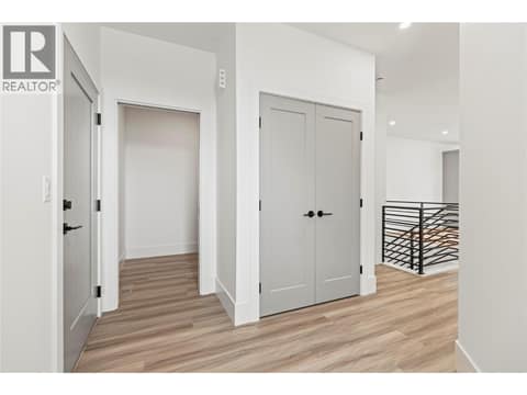 Photo 3 of 7060 Manning Place, Foothills, Vernon